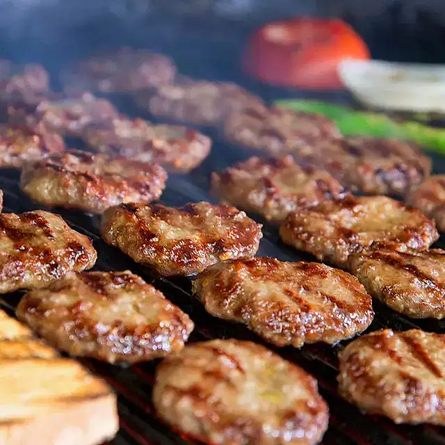 Mangal Köfte